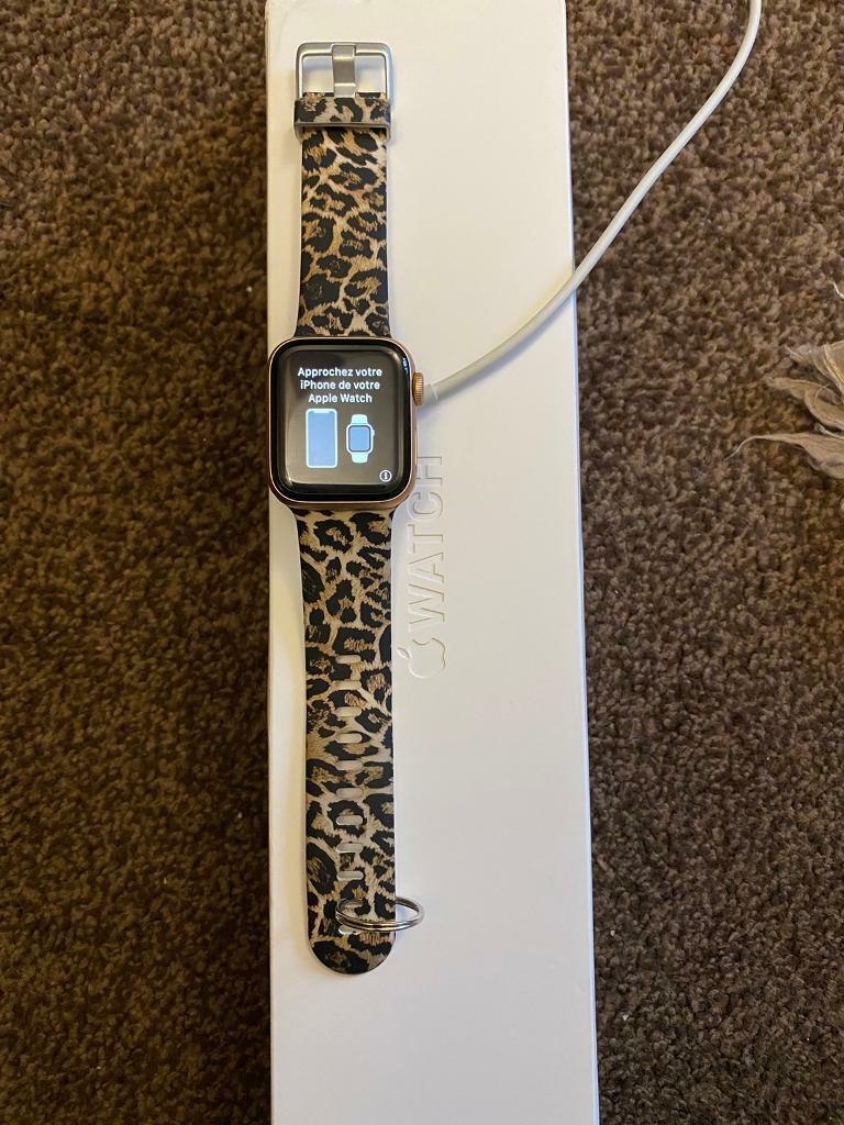 apple watch series 4 gumtree